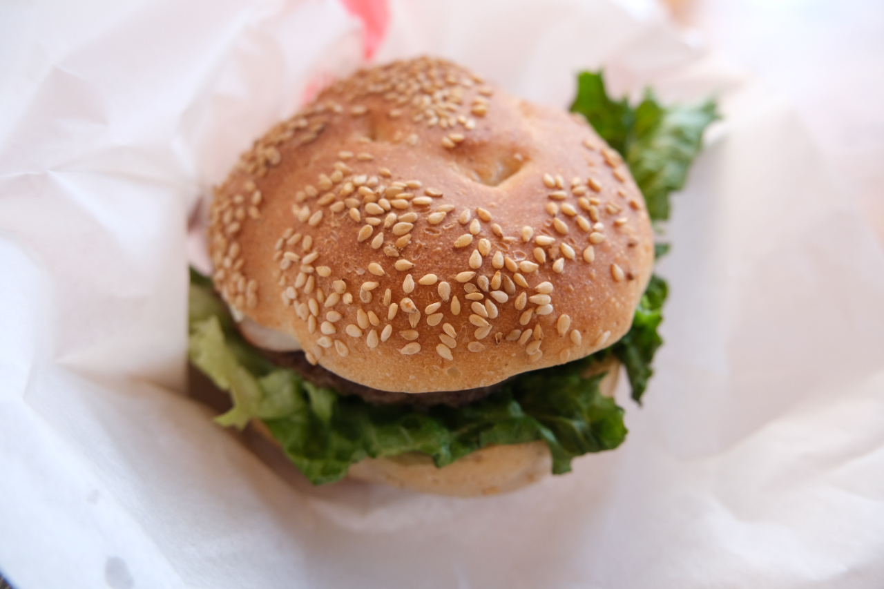 SANBE BURGAR（三瓶バーガー）