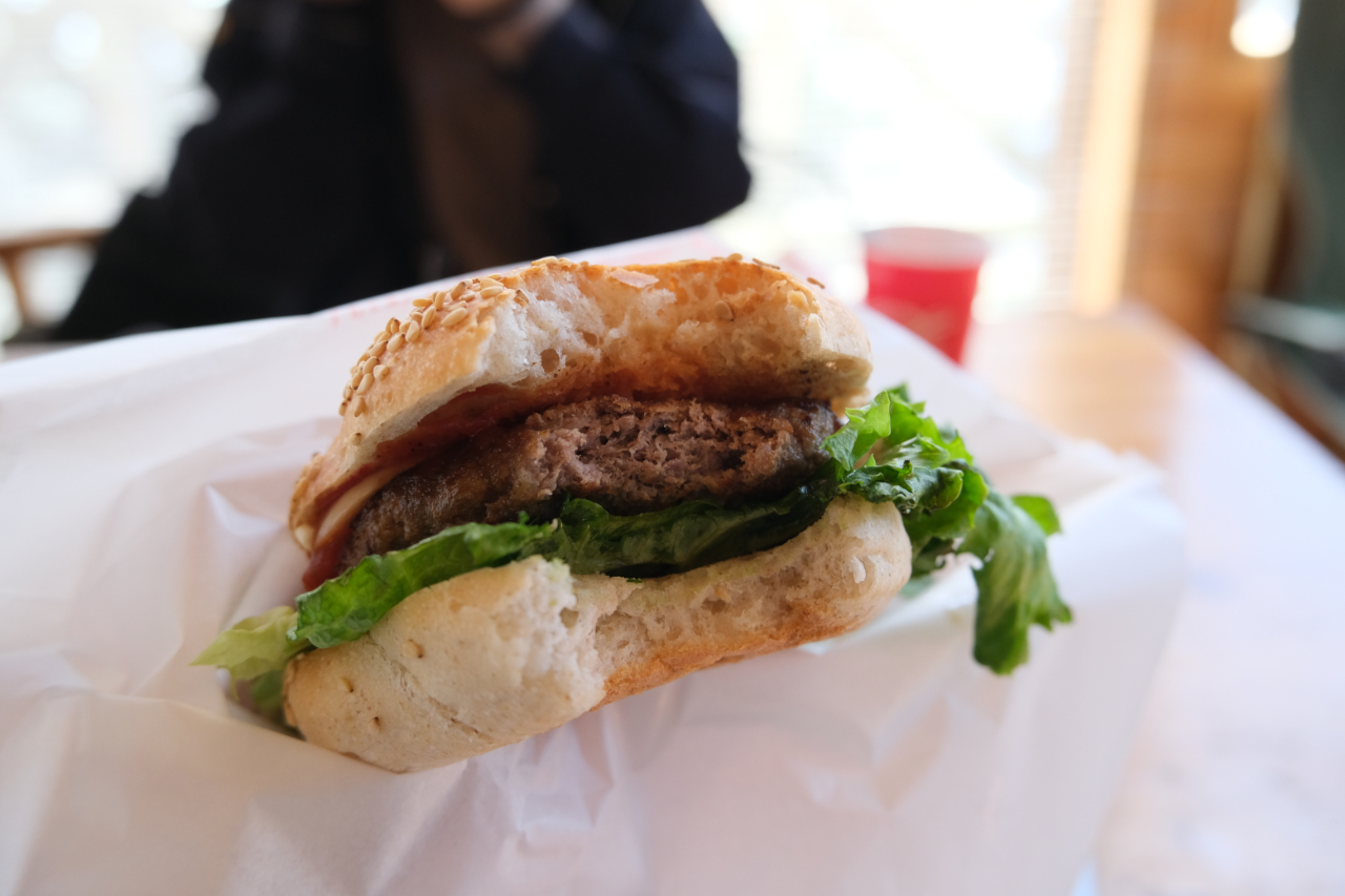 SANBE BURGAR（三瓶バーガー）