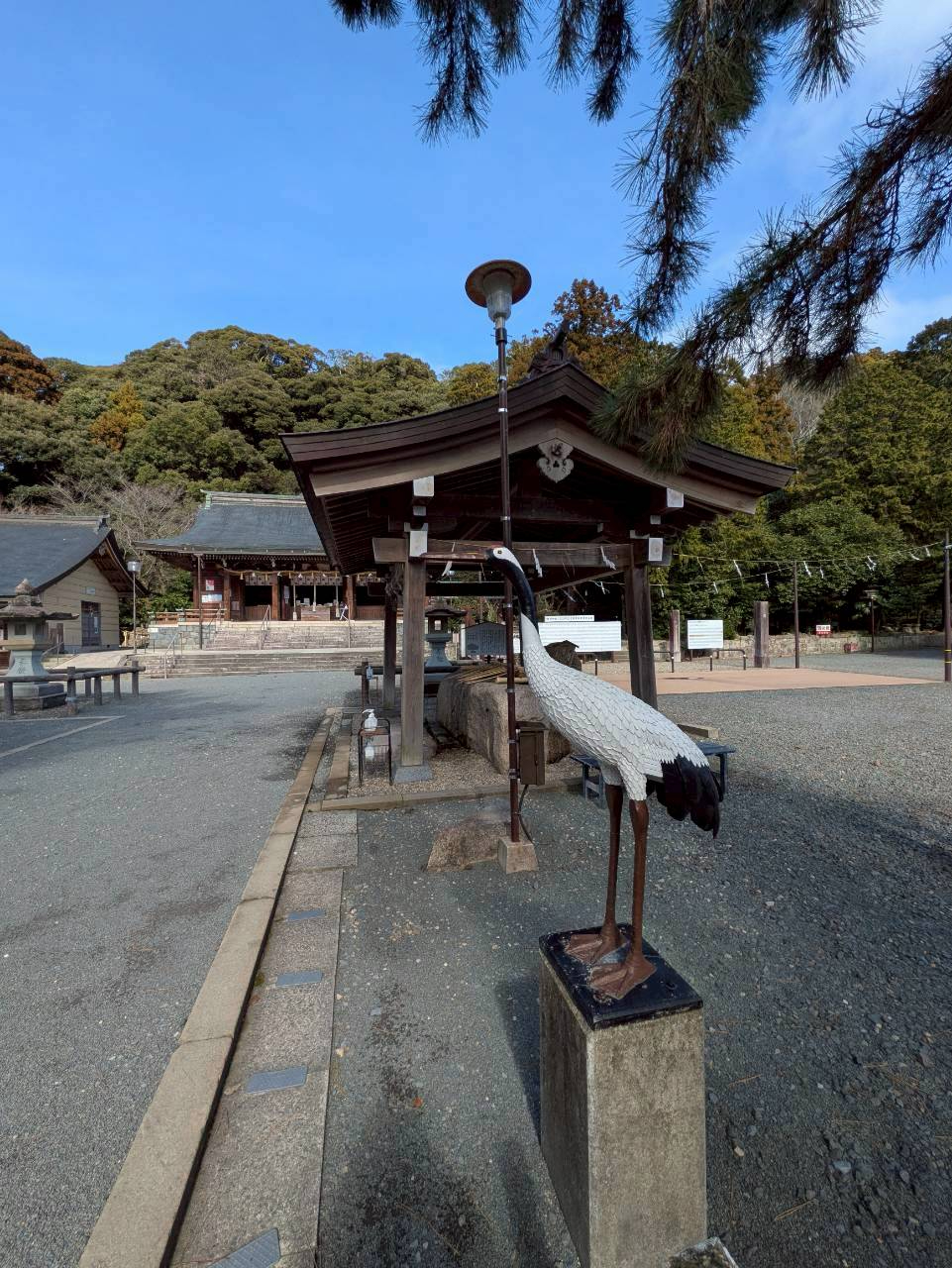 狛鶴正面右